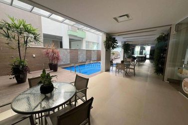 Apartamento para alugar - Meia Praia