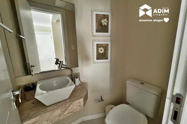 Apartamento para alugar - 111m&sup2; - Centro