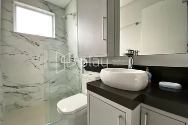 Apartamento &agrave; venda - 145m&sup2; - Meia Praia