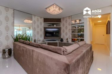 Apartamento para alugar - 128m&sup2; - Centro