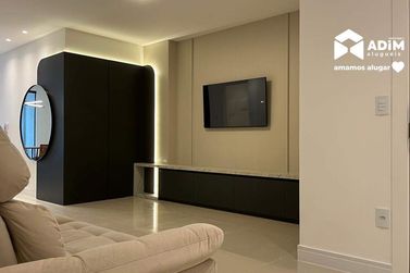 Apartamento para alugar - 121m&sup2; - Meia Praia