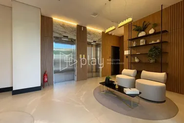 Apartamento &agrave; venda - 131m&sup2; - Meia Praia