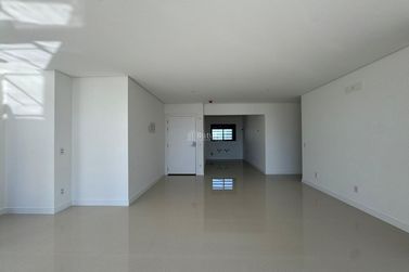 Apartamento &agrave; venda - 171m&sup2; - Centro