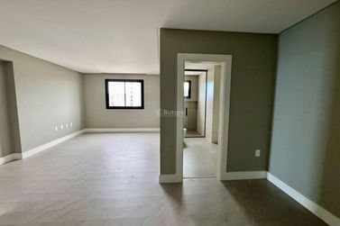 Apartamento &agrave; venda - Meia Praia