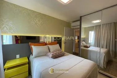 Apartamento &agrave; venda - 129m&sup2; - Meia Praia