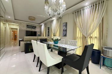 Apartamento &agrave; venda - 107m&sup2; - Meia Praia