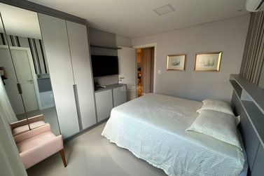 Apartamento &agrave; venda - Meia Praia