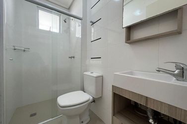 Apartamento &agrave; venda - 137m&sup2; - Meia Praia
