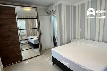 Apartamento para alugar - 110m&sup2; - Meia Praia