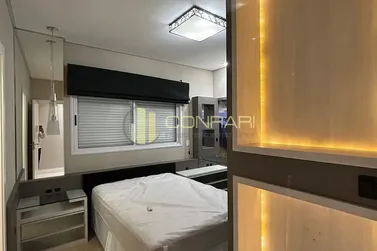 Apartamento &agrave; venda - 170m&sup2; - Meia Praia