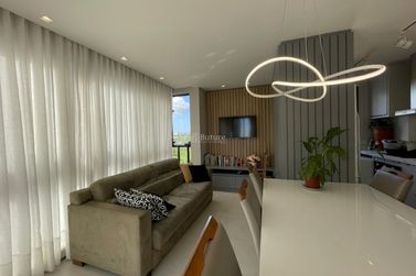 Apartamento &agrave; venda - 99m&sup2; - Meia Praia
