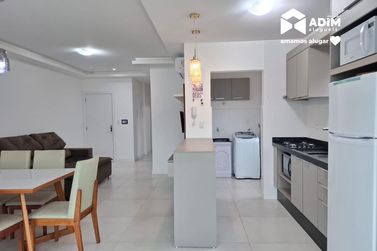 Apartamento para alugar - 119m&sup2; - Meia Praia