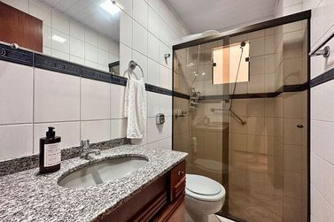 Apartamento &agrave; venda - 115m&sup2; - Meia Praia