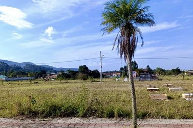 Terreno &agrave; venda - 205m&sup2; - 