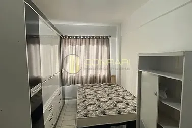 Apartamento para alugar - 60m&sup2; - Centro