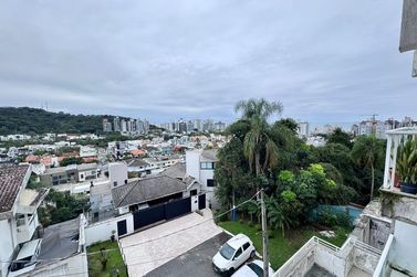Casa &agrave; venda - 130m&sup2; - Praia dos Amores