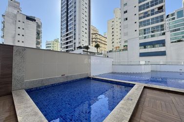 Apartamento &agrave; venda - 10472m&sup2; - Pioneiros
