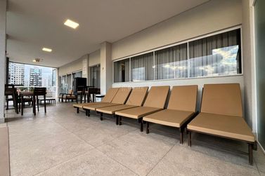 Apartamento &agrave; venda - 145m&sup2; - Meia Praia