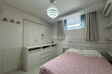 Apartamento &agrave; venda - 153m&sup2; - Centro