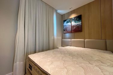 Apartamento &agrave; venda - 87m&sup2; - Centro