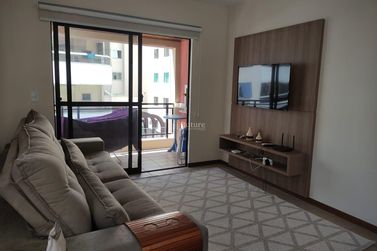 Apartamento &agrave; venda - 95m&sup2; - Meia Praia