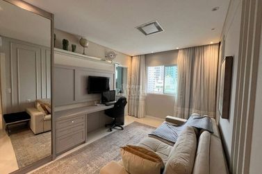 Apartamento &agrave; venda - Meia Praia