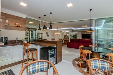 Apartamento &agrave; venda - 159m&sup2; - Meia Praia