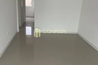 Apartamento &agrave; venda - 145m&sup2; - Meia Praia