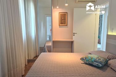 Apartamento para alugar - 128m&sup2; - Meia Praia