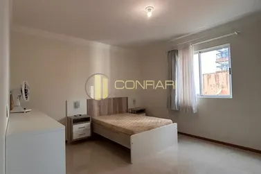 Apartamento &agrave; venda - 212m&sup2; - Meia praia