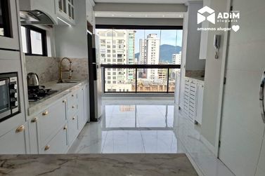 Apartamento para alugar - 93m&sup2; - Meia Praia