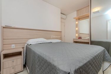 Apartamento &agrave; venda - 135m&sup2; - Meia Praia