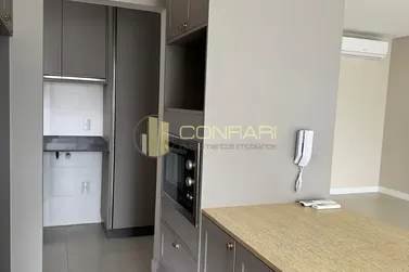 Apartamento para alugar - 124m&sup2; - Meia Praia