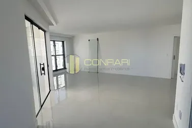 Apartamento &agrave; venda - 168m&sup2; - Meia Praia