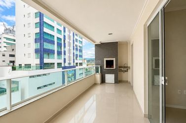 Apartamento &agrave; venda - 134m&sup2; - Centro
