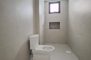 Apartamento para alugar - 132m&sup2; - Meia Praia