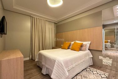 Apartamento &agrave; venda - 281m&sup2; - Meia Praia
