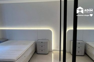Apartamento para alugar - 121m&sup2; - Meia Praia