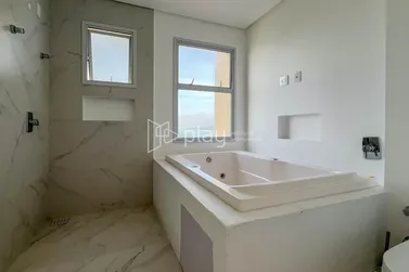 Apartamento &agrave; venda - 160m&sup2; - Meia Praia