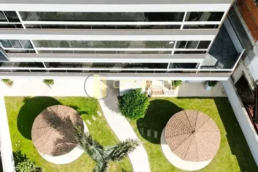 Apartamento &agrave; venda - 129m&sup2; - Meia Praia