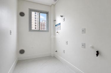 Apartamento &agrave; venda - 130m&sup2; - Centro