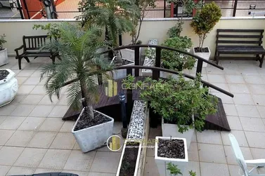 Apartamento &agrave; venda - 130m&sup2; - Meia Praia