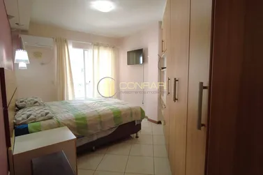 Apartamento &agrave; venda - 137m&sup2; - meia praia