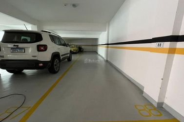 Apartamento &agrave; venda - 228m&sup2; - Meia Praia