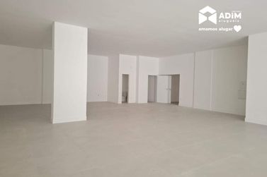 Sala Comercial para alugar - 177m&sup2; - Meia Praia