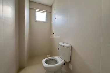 Apartamento &agrave; venda - 180m&sup2; - Meia Praia