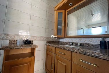 Apartamento para alugar - 228m&sup2; - Centro