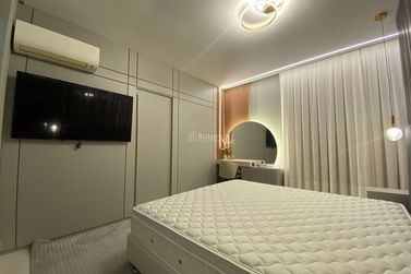 Apartamento &agrave; venda - 1872m&sup2; - Meia Praia