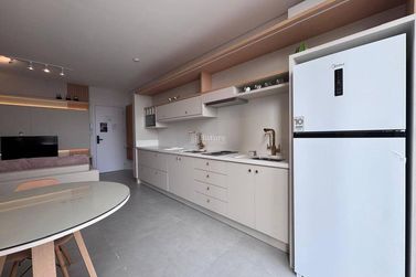 Apartamento &agrave; venda - Meia Praia