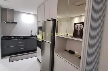 Apartamento &agrave; venda - 85m&sup2; - Centro
